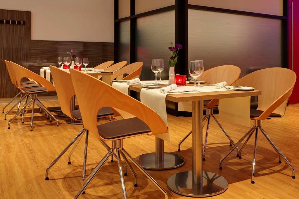 Intercityhotel Ulm Restaurant foto